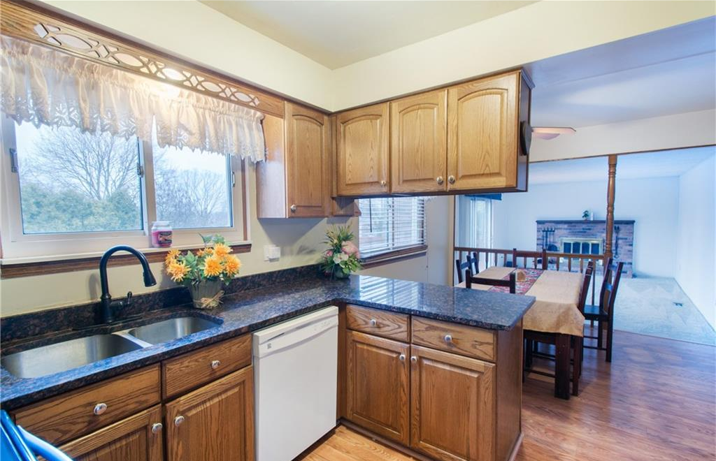 36538 Saxony Rd, Farmington Livonia